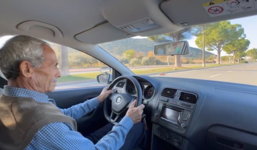 Oğlunu Hastaneye Götürememek İçine Dert Oldu, 70 Yaşında Ehliyet Aldı
