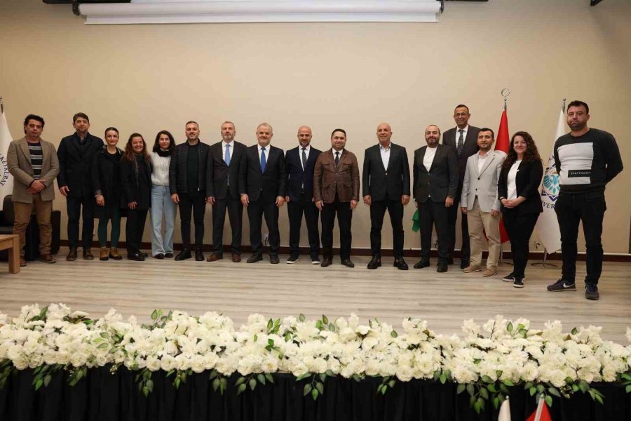 Başkan Çavuşoğlu, Alkü’de Alanyaspor’u Anlattı