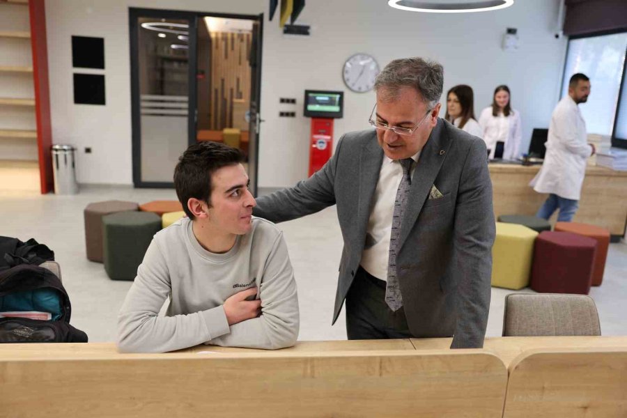 Başkan Özdoğan: "halit Özkaya Kütüphanesi’yle Gençlerimizin Geleceğine Yatırım Yapıyoruz"