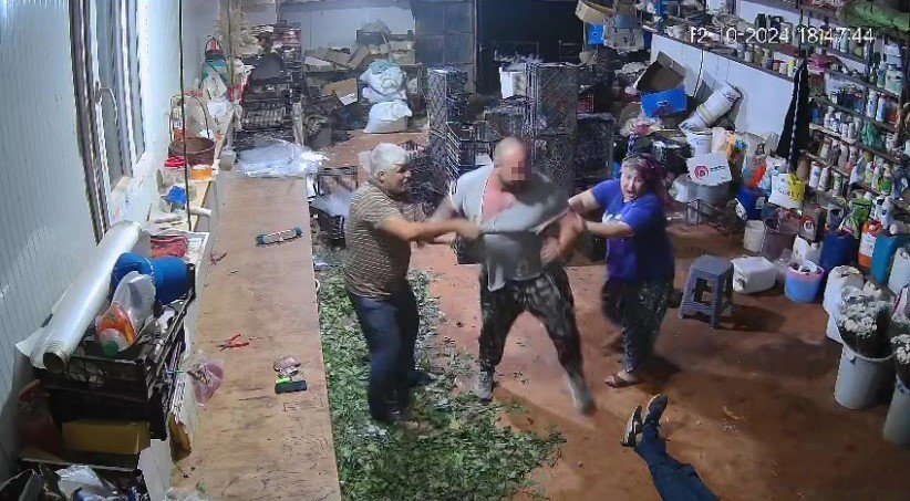 Antalya’da Çiçekçiyi Tek Yumrukla Öldüren Sanığa Müebbet Hapis Talebi