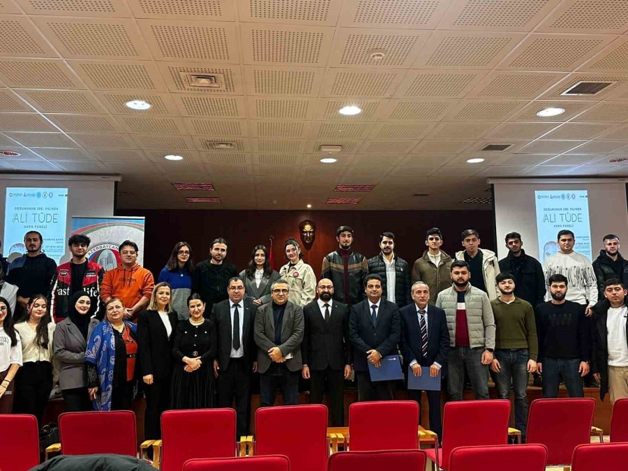 Eskişehir’de Azerbaycanlılar Tarafından ‘ali Tude Anma Günü’ Paneli İlgi Gördü