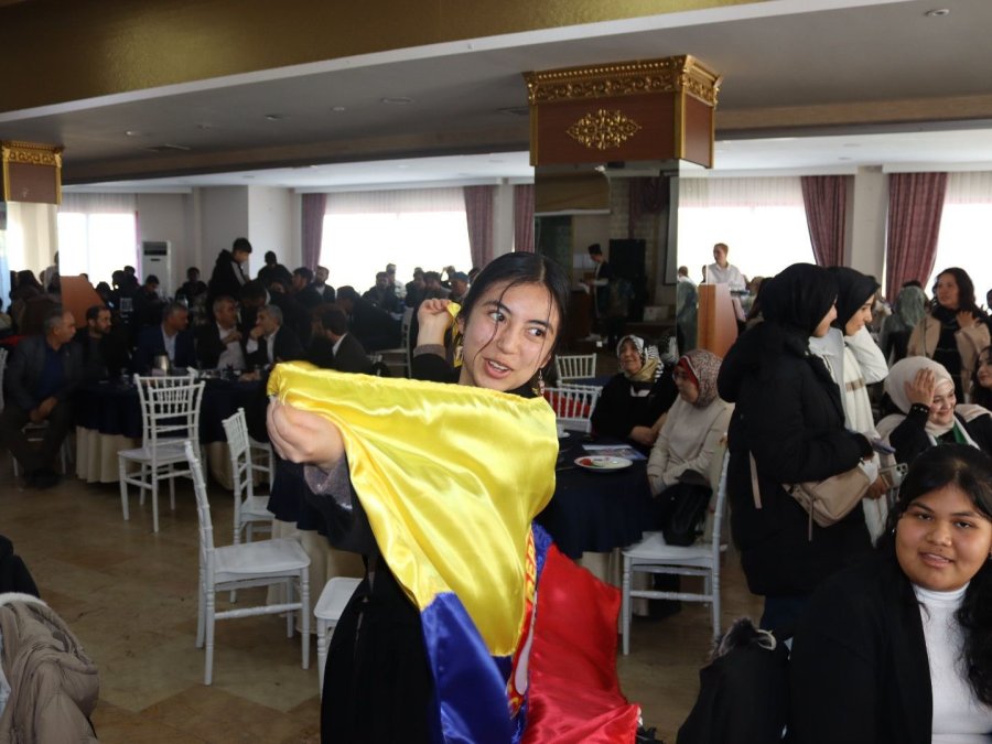 Uluslararası Öğrenciler, Kahvaltı Etkinliğinde Buluştu