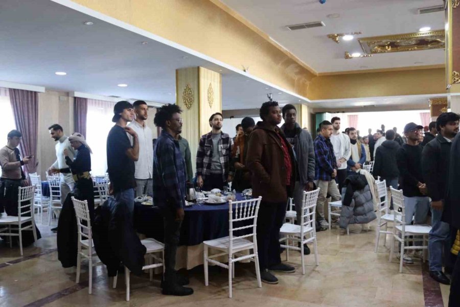 Uluslararası Öğrenciler, Kahvaltı Etkinliğinde Buluştu