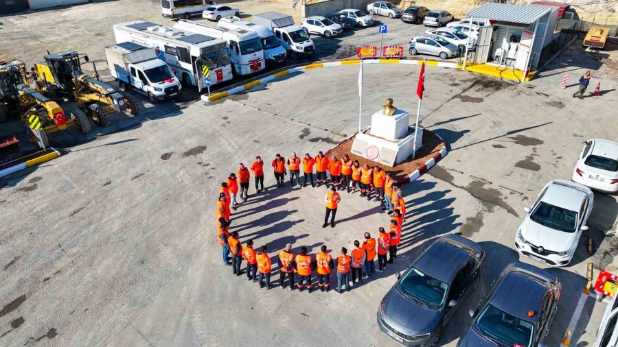 Mersin’de Karla Mücadele Ekipleri Hazırlıklarını Tamamladı