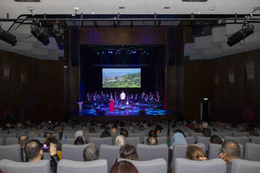 Anadolu’nun Kültür Zenginliğini Mersinli Sanatseverlerle Buluşturdular