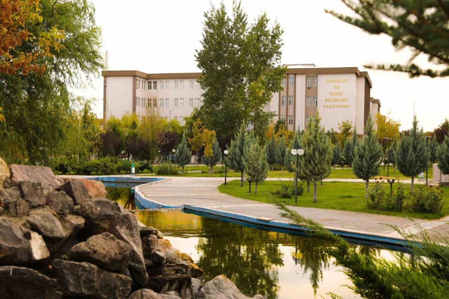 Nöhü, Dünya Yeşil Kampüs Sıralamasında İlk 300’e Girdi