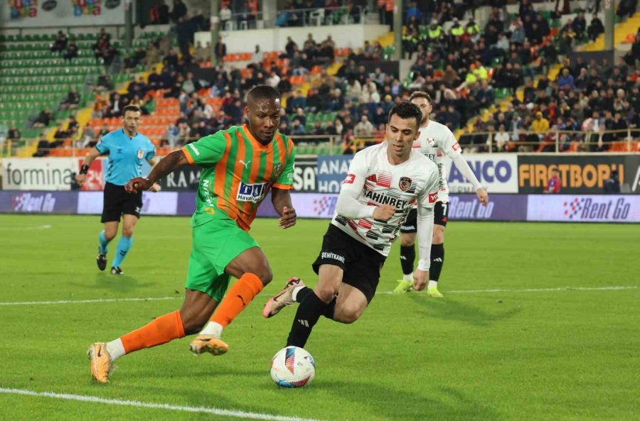 Trendyol Süper Lig: Alanyaspor: 3 - Gaziantep Fk: 0 (maç Sonucu)