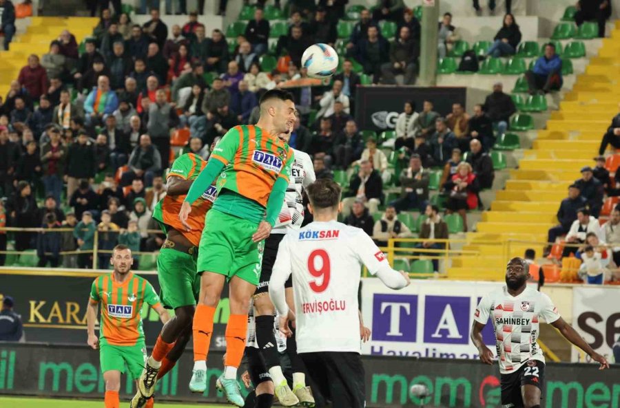 Trendyol Süper Lig: Alanyaspor: 3 - Gaziantep Fk: 0 (maç Sonucu)