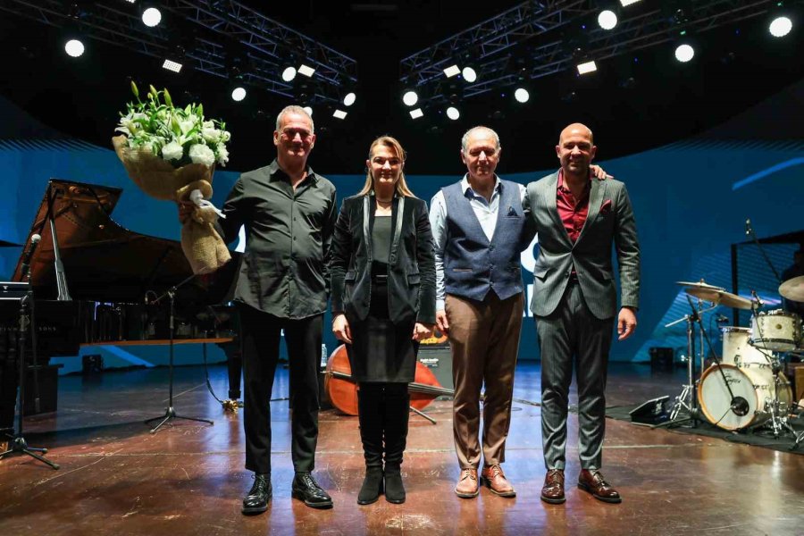 24. Uluslararası Antalya Piyano Festivali’nde Kerem Görsev’den Caz Rüzgarı