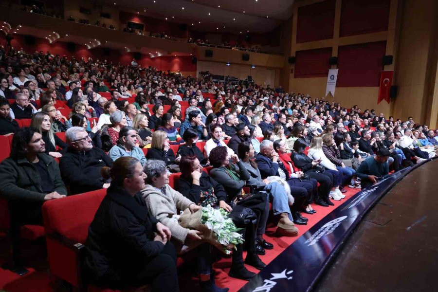 24. Uluslararası Antalya Piyano Festivali’nde Kerem Görsev’den Caz Rüzgarı