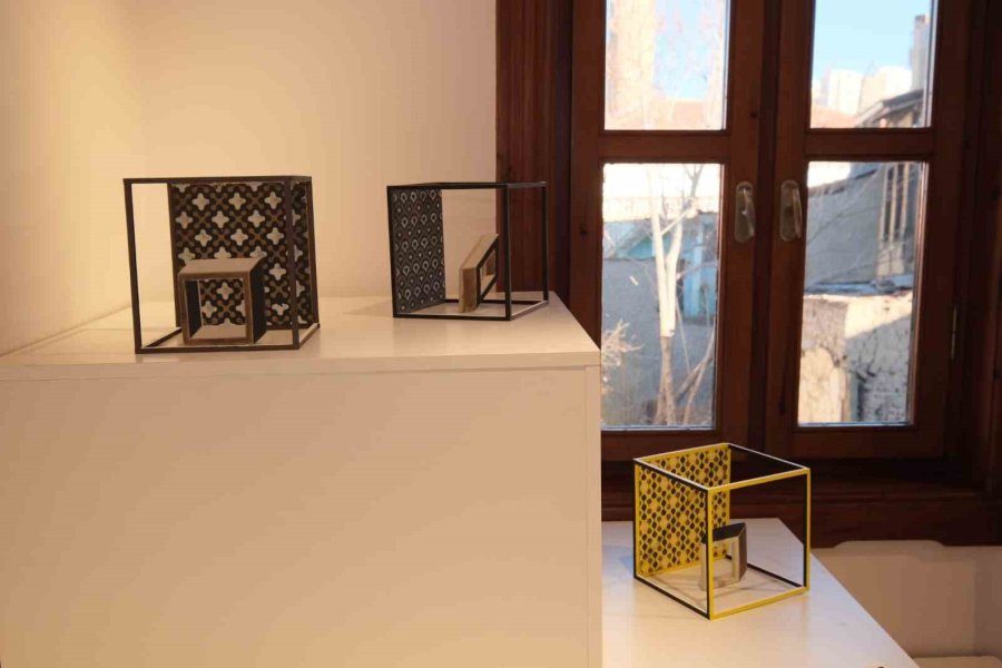 ‘düzlemin İfadesi Seramik Sergisi Odunpazarı’nda Açıldı