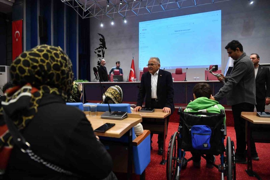 Engelsiz İletişim Projesi İle Özel Bireylere İş Deneyimi