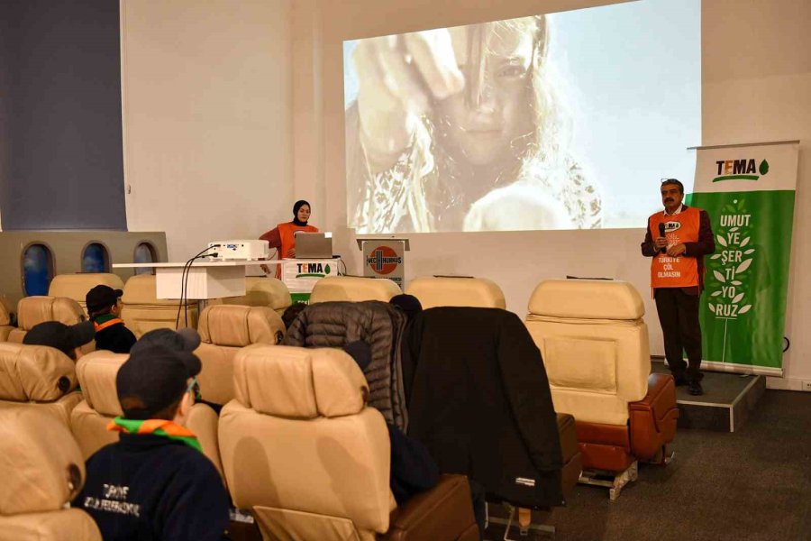 İklim İzcileri’ne Çevre Eğitimi Verildi