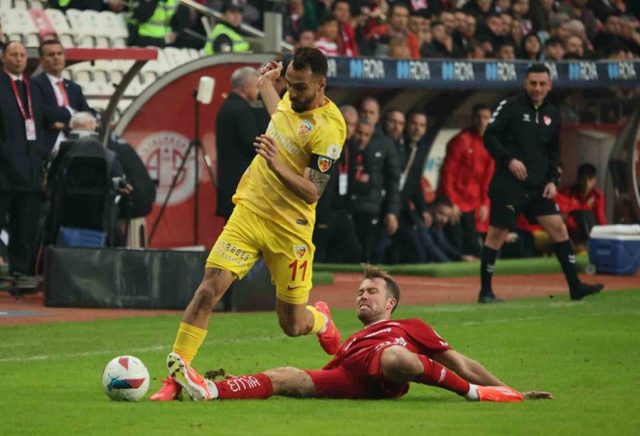 Trendyol Süper Lig: Antalyaspor: 2 - Kayserispor: 0 (maç Sonucu)