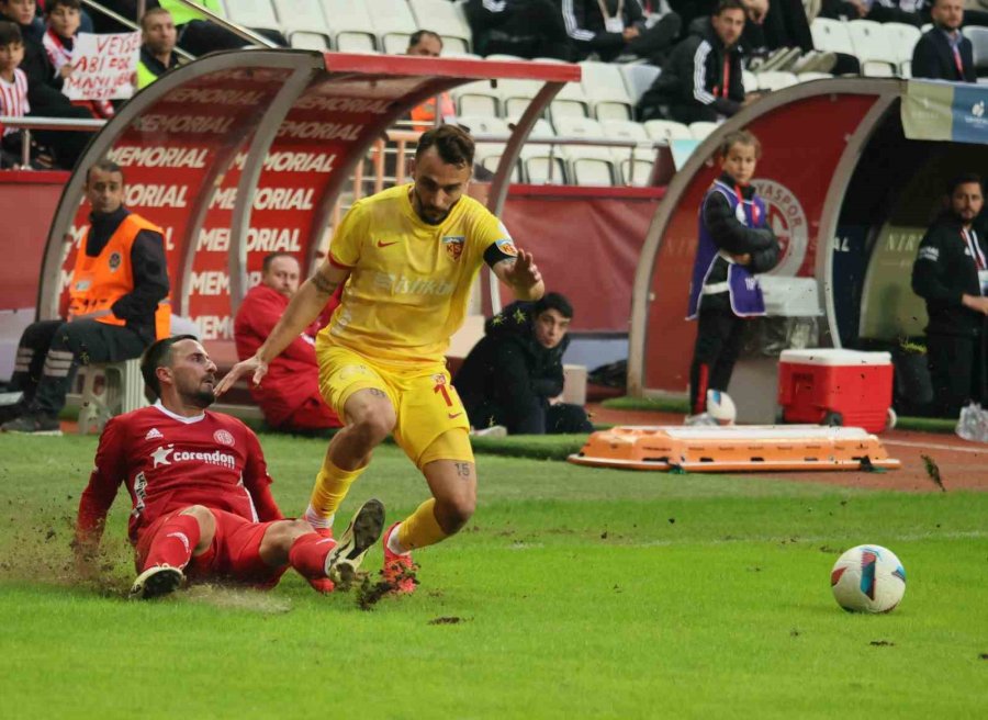 Trendyol Süper Lig: Antalyaspor: 2 - Kayserispor: 0 (maç Sonucu)