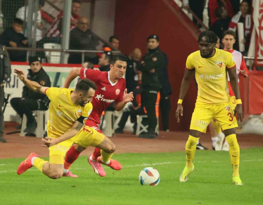 Trendyol Süper Lig: Antalyaspor: 2 - Kayserispor: 0 (maç Sonucu)