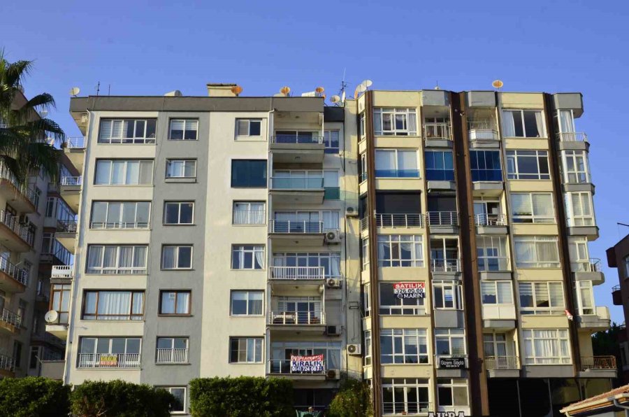 Canpolat: "mersin Hem Suriye’den Hem Orta Doğu’dan Hem Rusya’dan Hem Ukrayna’dan Göç Alan Bir Şehir. Fiyatlar Stabil Kalır"