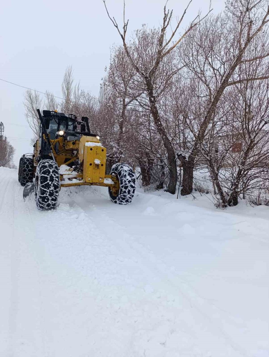 Kayseri’de Kapanan 122 Yol Ulaşıma Açıldı