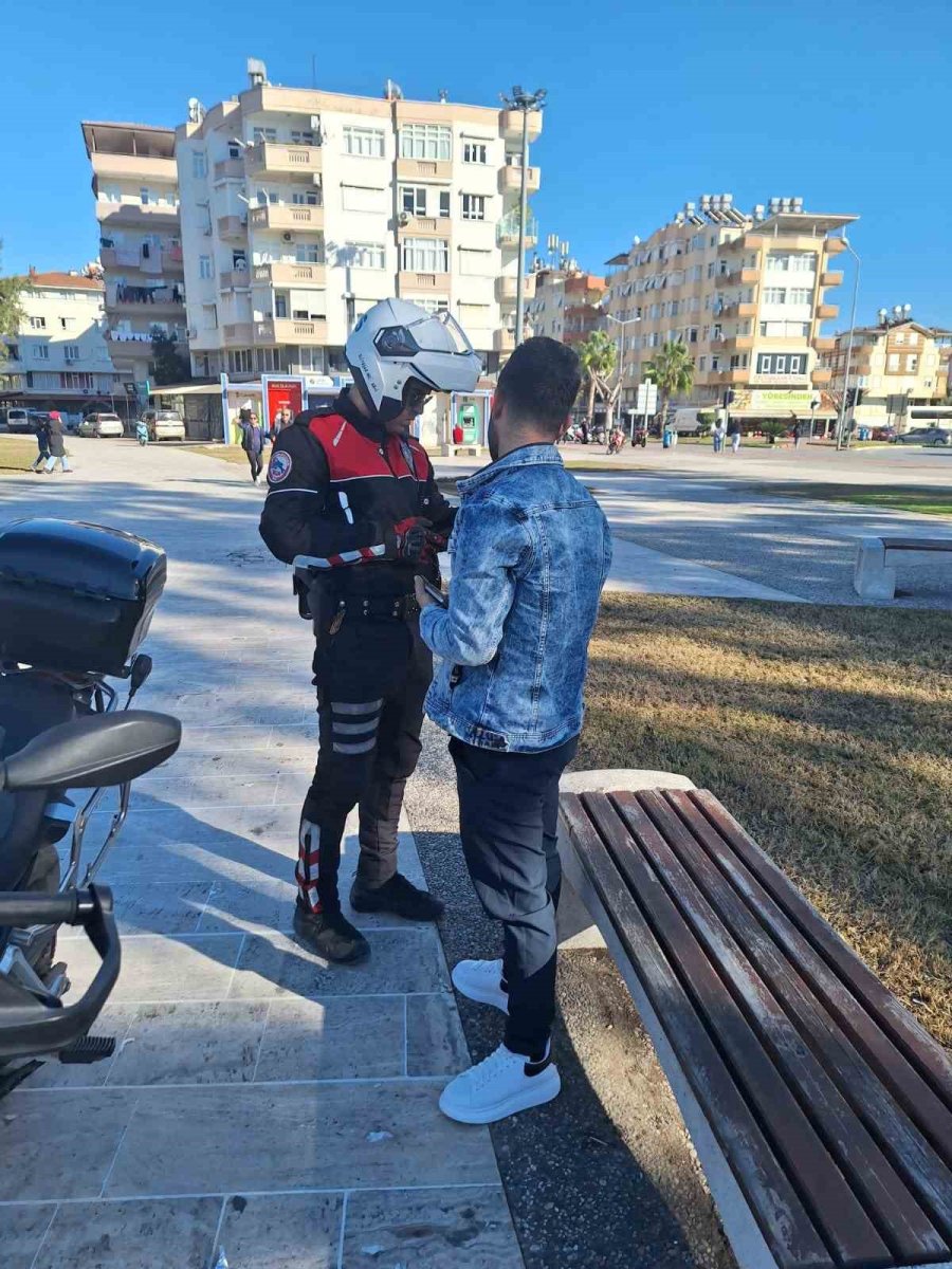 Antalya’da 1 Haftada 975’i Aranan Şahıs Olmak Üzere Toplam 2 Bin 179 Şahıs Yakalandı