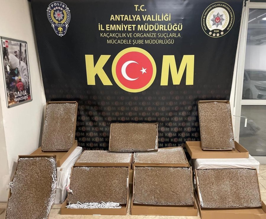 Antalya’da Yılbaşı Öncesi 1185 Litre Kaçak İçki Ele Geçirildi