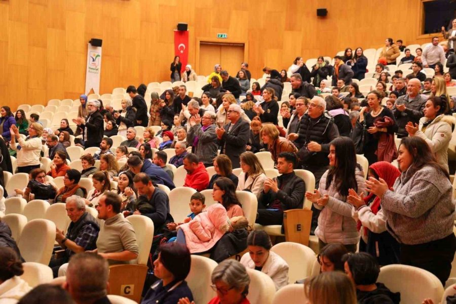 Sabahattin Ali’nin Hikayesi Manavgat’ta Sahnelendi