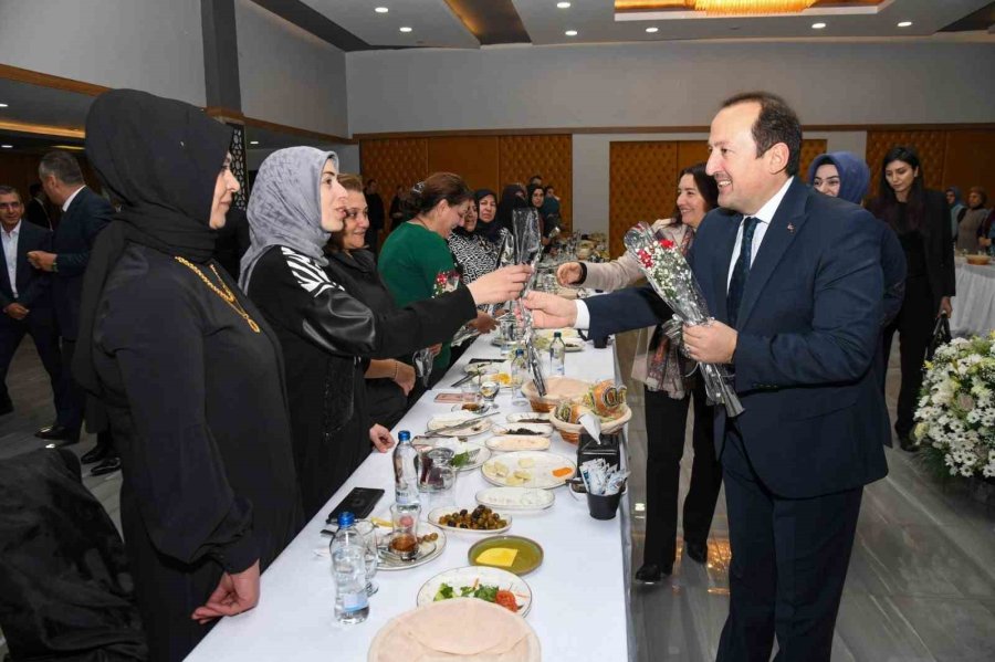 Elazığ’dan Mersin’e ’huzur Ve Kardeşlik Buluşması’ Gerçekleştirildi