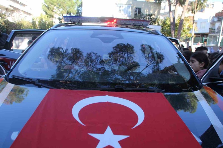 Serik’te Yerli Malı Haftasında Yerli Ve Milli Araç Togg Öğrencilere Tanıtıldı