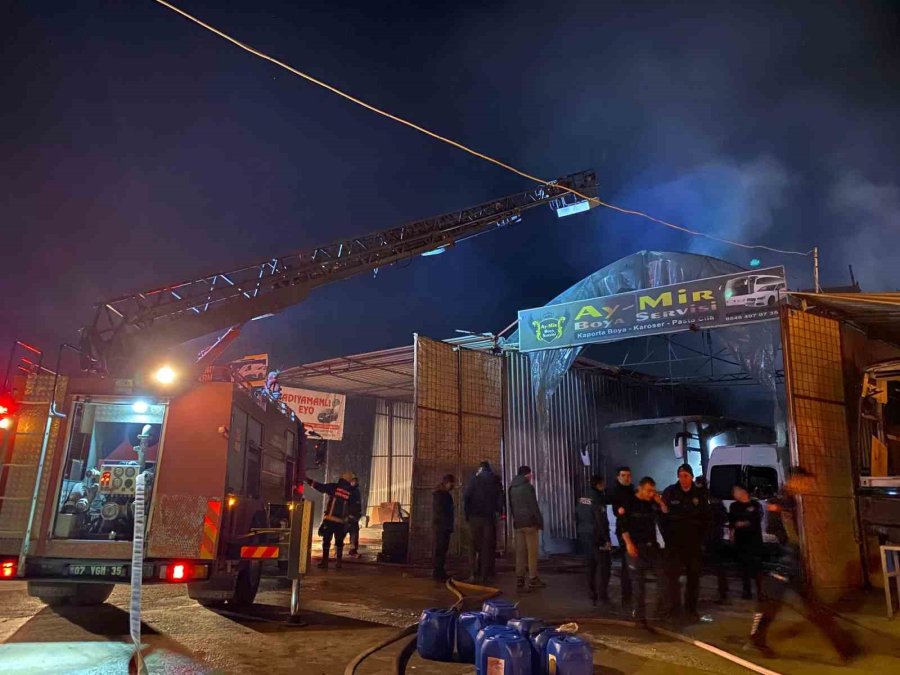 Araç Boyama Atölyesindeki Araçlarla Birlikte Alev Alev Yandı, 24 Yaşındaki Genç Feci Şekilde Can Verdi