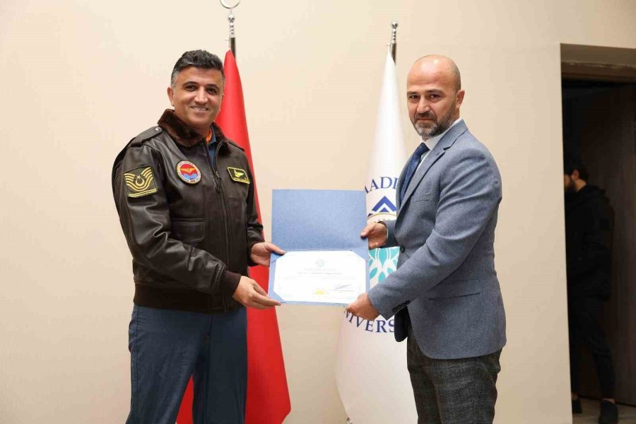 Gökyüzünün Kahramanları Alkü’lü Öğrencilerle Buluştu