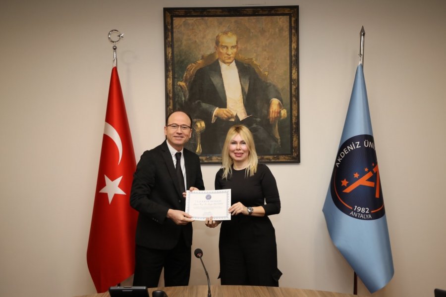 Akdeniz Üniversitesi’nde Dış Kaynaklı Proje Başarısı Ödüllendirildi