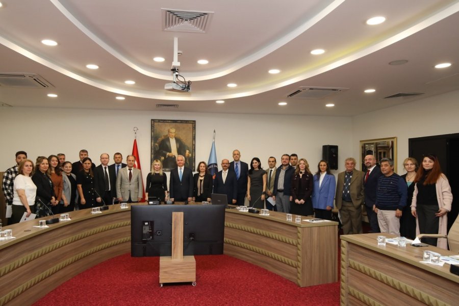 Akdeniz Üniversitesi’nde Dış Kaynaklı Proje Başarısı Ödüllendirildi