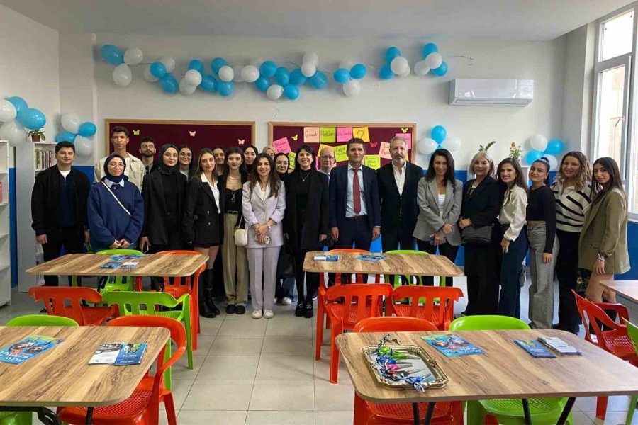 Alkü Öğrencilerinden Yürek Isıtan İyilik