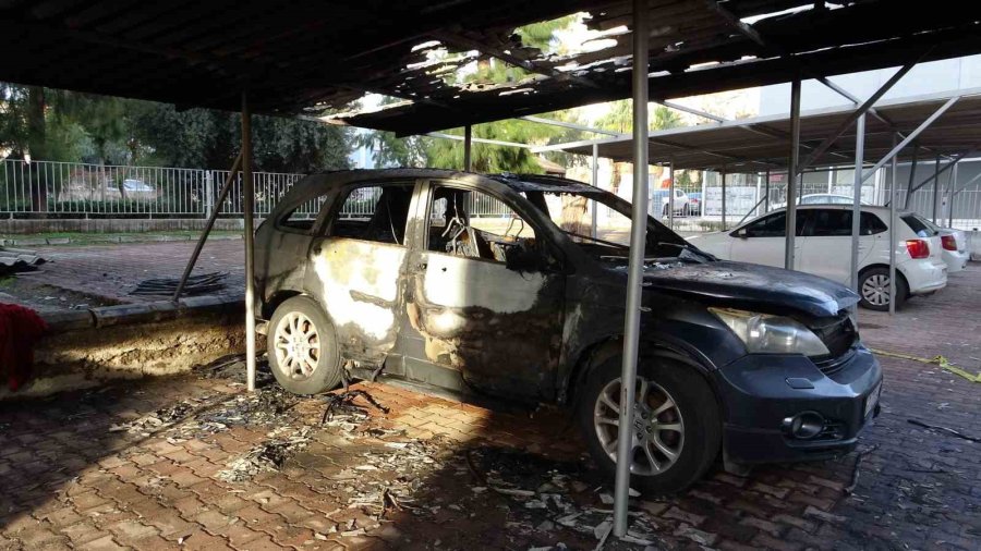 Genç Kadına ’kundaklama’ Şoku: Ailesinin Aracı Alev Alev Yandı