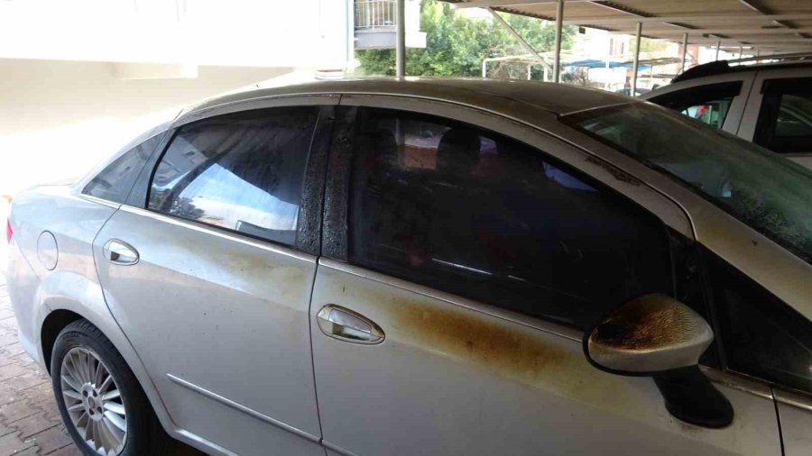 Genç Kadına ’kundaklama’ Şoku: Ailesinin Aracı Alev Alev Yandı