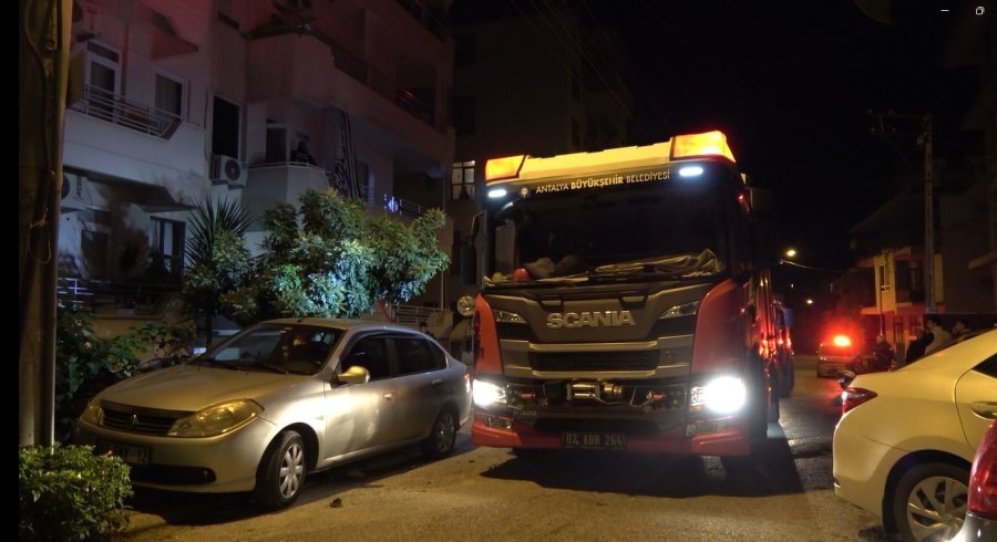 Alanya’da Gece Yarısı Çıkan Yangın Korkuttu