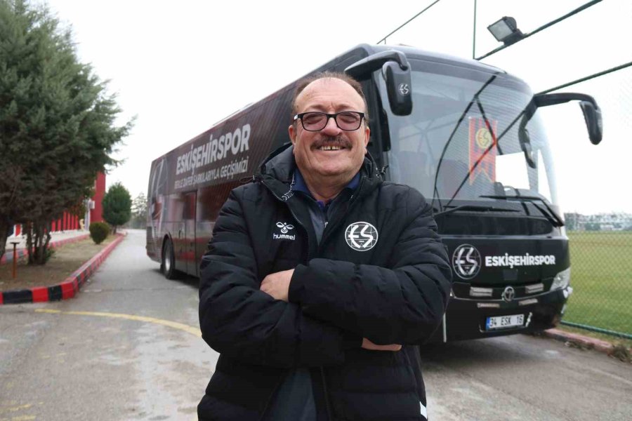 Eskişehirspor’un Yıllardır Değişmeyen ‘kaptanı’, Takımını Hiç Yarı Yolda Bırakmadı