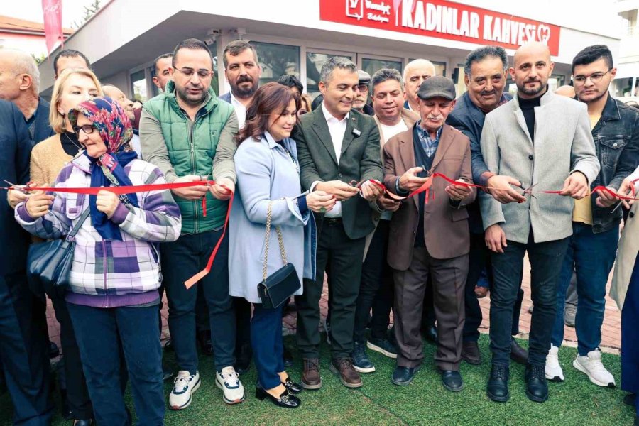Manavgat’ta İkinci Kadınlar Kahvesi Ve Muhtarlık Binası Törenle Açıldı