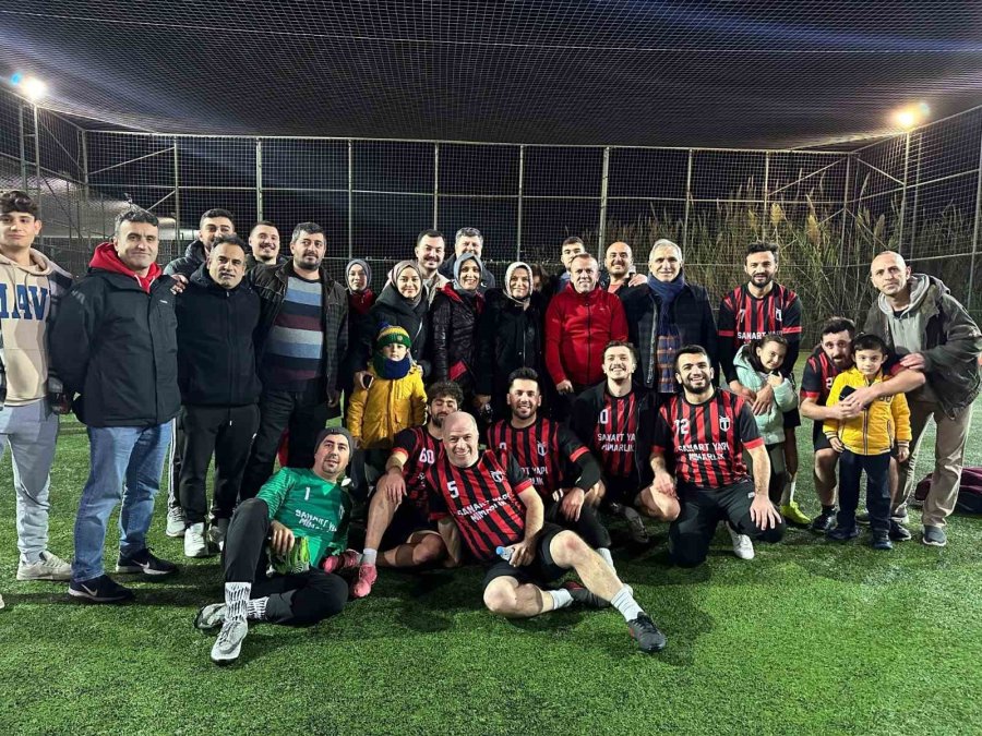 Kurumlar Arası Futbol Turnuvası’nda Şampiyon Manavgat Devlet Hastanesi Oldu