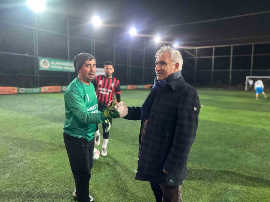 Kurumlar Arası Futbol Turnuvası’nda Şampiyon Manavgat Devlet Hastanesi Oldu