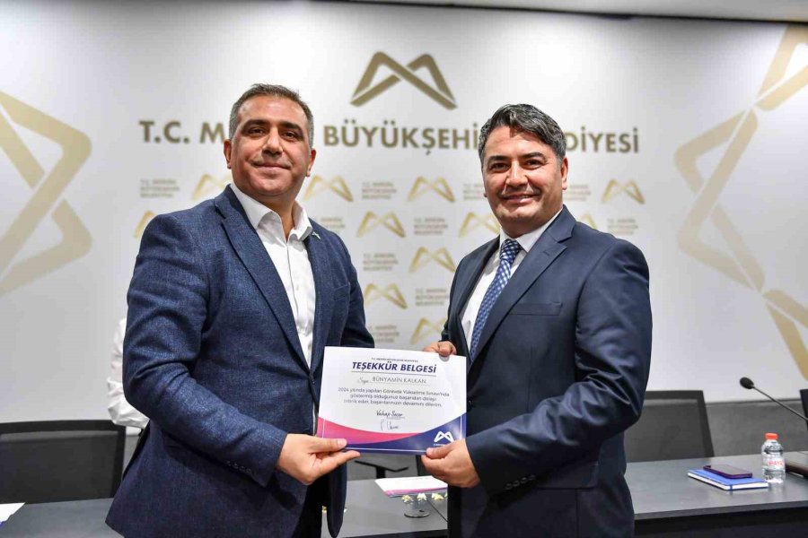 Mersin Büyükşehir Belediyesinde 47 Memur ’şef’ Kadrosuna Yükseldi