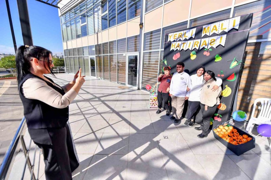 Engelsiz Yaşam Merkezi’nde ’yerli Malı Haftası’ Kutlandı