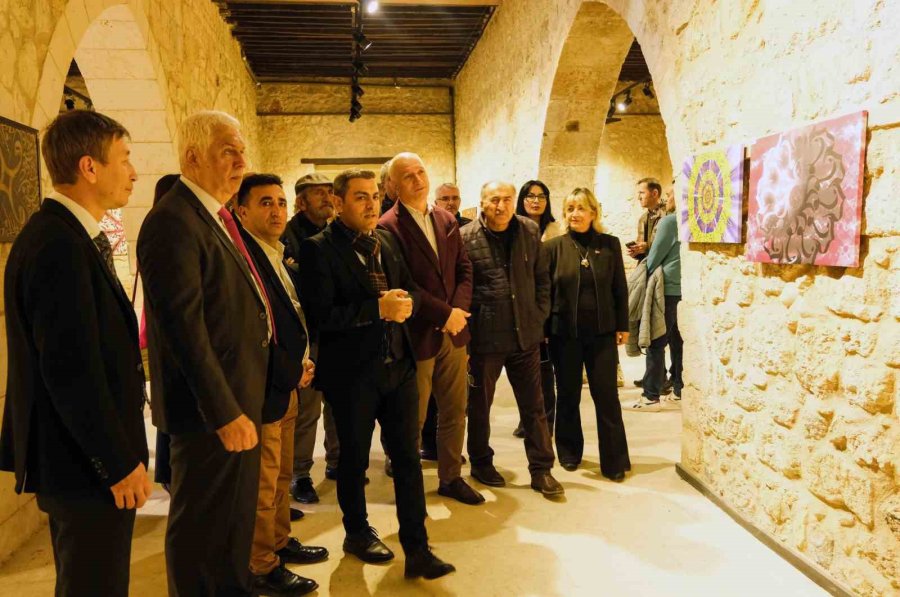 Sergiden Elde Edilecek Gelir, Öğrencilere Bağışlanacak