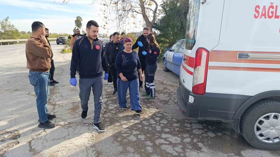 Tırın Önünde Sürüklenen Araçtan Burunları Bile Kanamadan Çıktılar