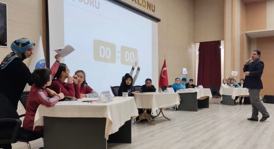 Kulu’da "haydi Bil Bakalım" Bilgi Ve Kültür Yarışması İlçe Finali Yapıldı