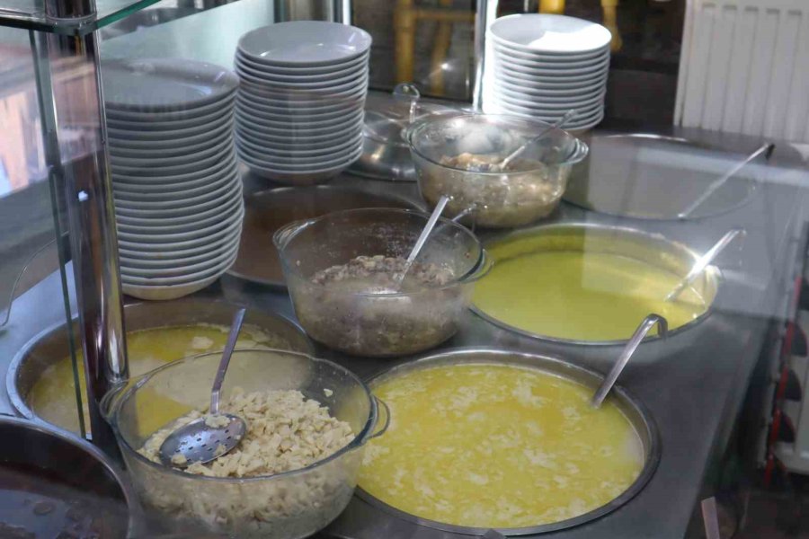 Kış Aylarında En Çok Kelle Paça, Ayak Paça Ve İşkembe Çorbaları Tercih Ediliyor