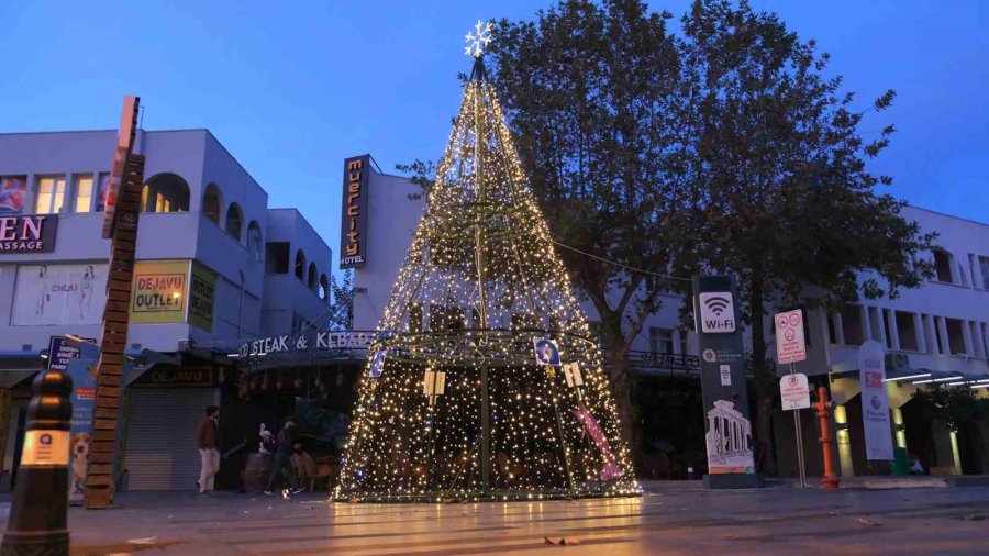 Kemer’de Yeni Yıl Heyecanı