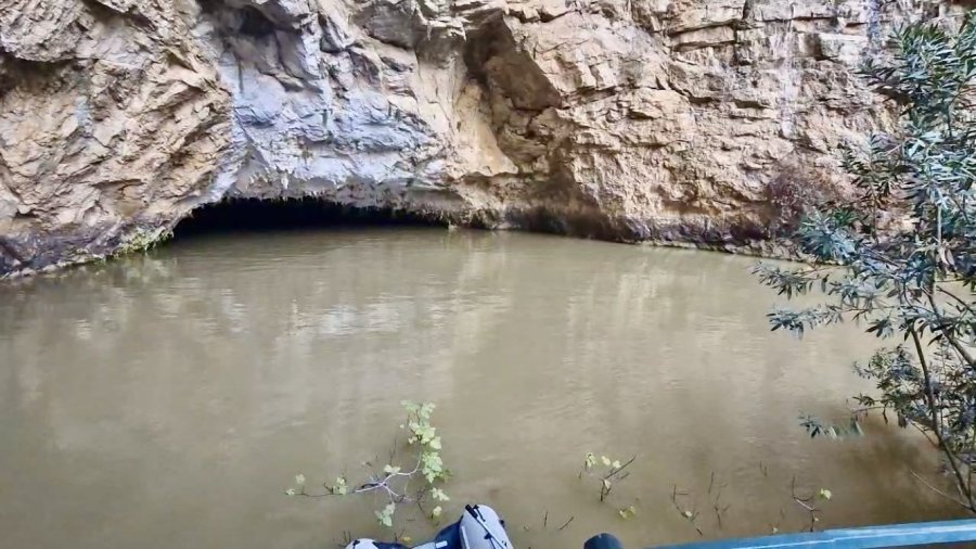Türkiye’nin En Büyük Yer Altı Gölünde Su Seviyesi Yükseldi, İçeriye Giriş Yasaklandı