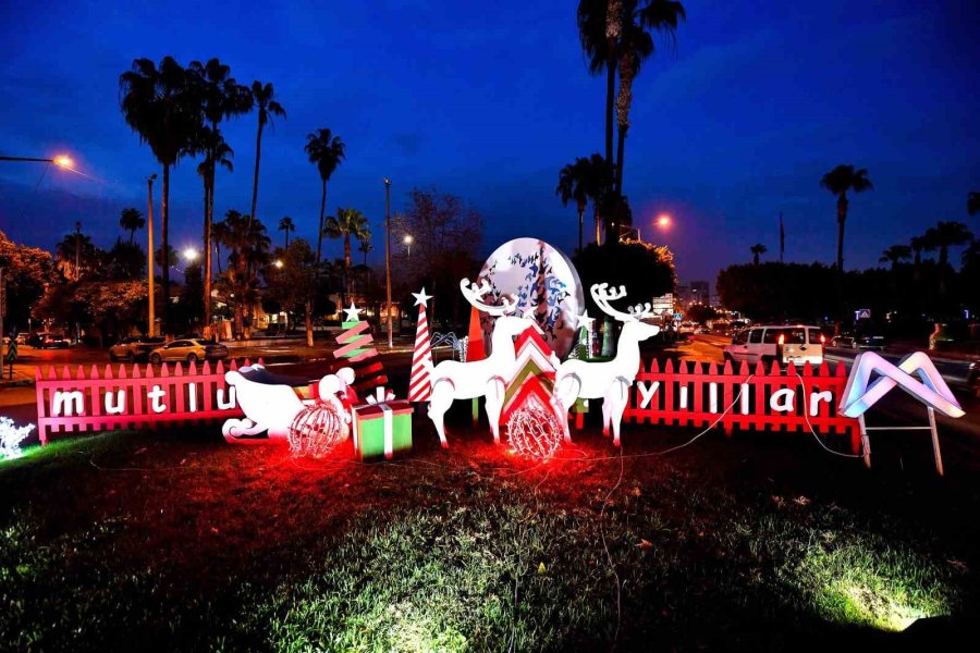 Mersin Yeni Yıla ’ışıl Işıl’ Girecek