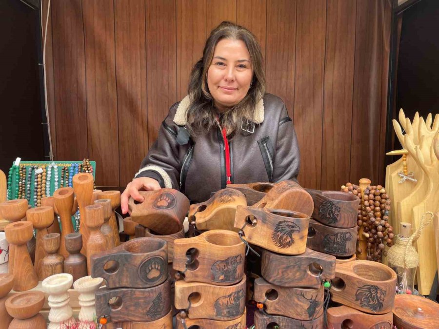 Ahşap Ürünler Vatandaşın İlgisini Çekiyor