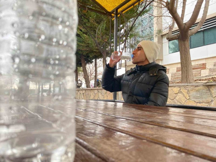 Yazın Olduğu Gibi Kışın Da Su İçmeyi İhmal Etmeyin